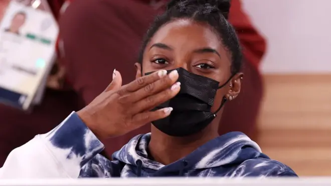 Simone Biles considerada la mejor gimnastahecklen pokerla historia.