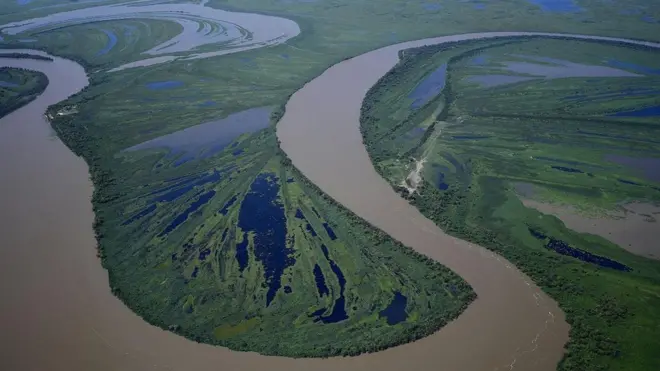 حدود مائية بين الدول