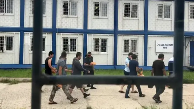 Россияда қисман сафарбарлик эълон қилиниши ортидан меҳнат муҳожирларининг ҳам урушга тортилиши хавотирлари асосли бўлиб чиқди.