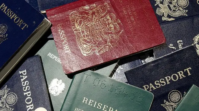 Kinshasa ne perçoit que 65 ‎$ sur les 185 $ payés par chaque Congolais qui a besoin d'un passeport.