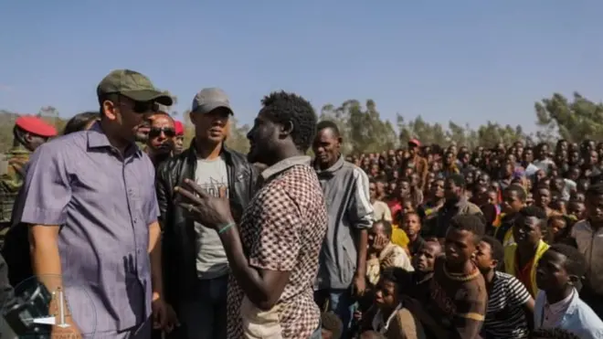 Ra'isal wasaare Abiy oo la kulmay barakacayaasha Gedeo