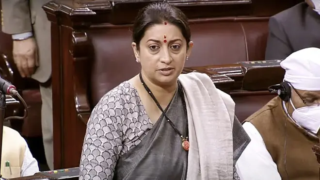 स्मृति ईरानी