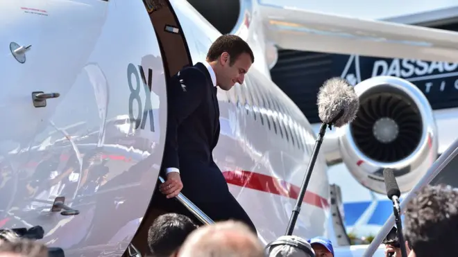 23-летний мужчина, называющий себя националистом, сообщал, что хочет убить президента Франции