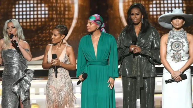 미셸 오바마가 61회 그래미 어워드에 깜짝 등장했다