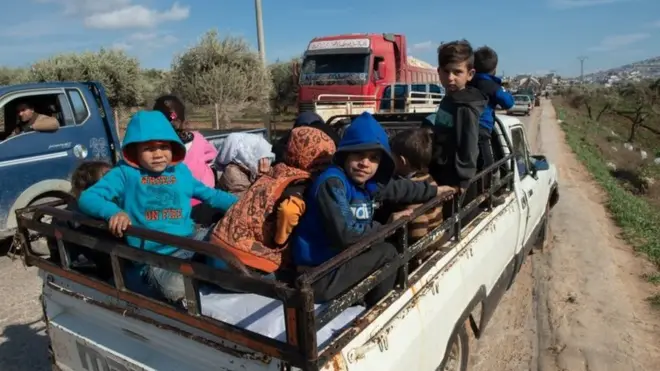 موجة نزوح جديدة تهدد السوريين في إدلب