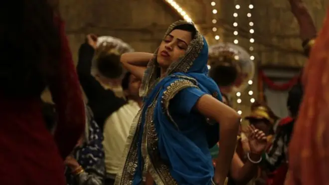 'لپسٹک انڈر مائی برقع' کی فلمساز النکِریتا سری واستو نے سینسر بورڈ کے فیصلے کے خلاف انڈیا کے فلم سینسر بورڈ اتھارٹی میں اپیل کی تھی