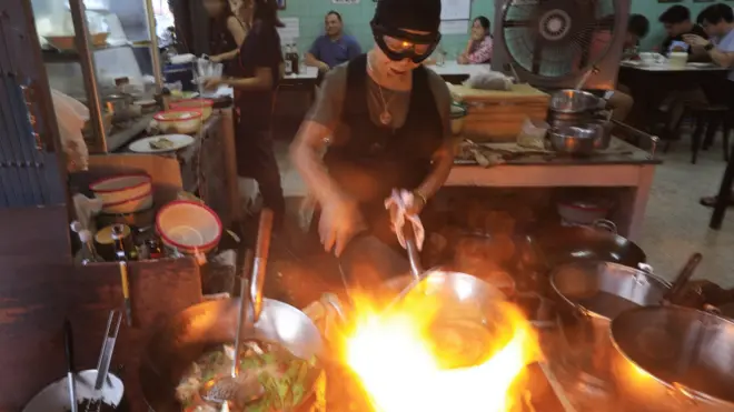 เจ๊ไฝหน้าเตา