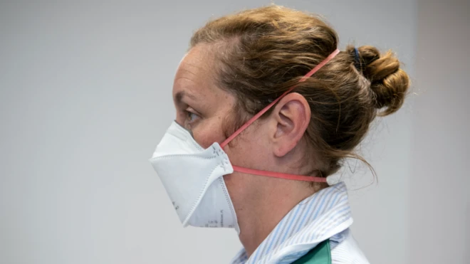 Para pemimpin perempuan mengadopsi langkah-langkah pencegahan non-farmasi, seperti mewajibkan penggunaan masker, dalam derajat yang lebih tinggi daripada pemimpin laki-laki.