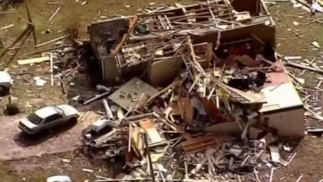 Последствия торнадо в США