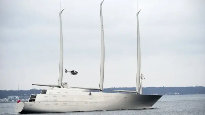 Арештована яхта Sailing Yacht A - одна з найкращих у світі. Фото - під час відплиття від Данії