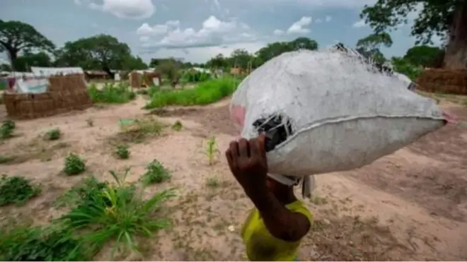 Mozaambiikitti haleellaan yeroo garagaraa raawwatu namoota hedduu qe'eerraa buqqiseera