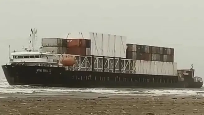 کراچی، بحری جہاز