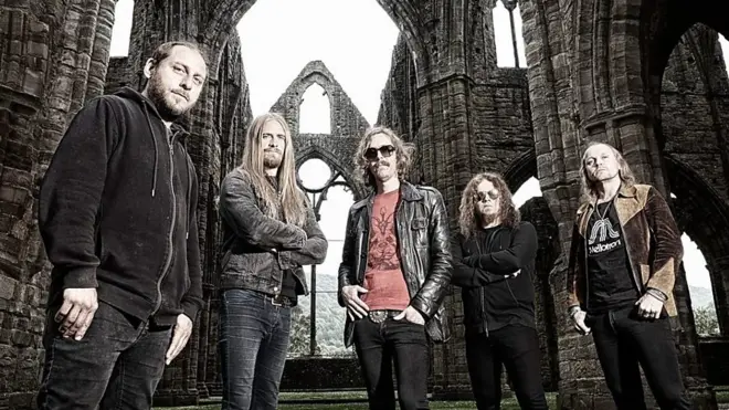 پرفروش‌ترین‌های موسیقی پاپ بریتانیا