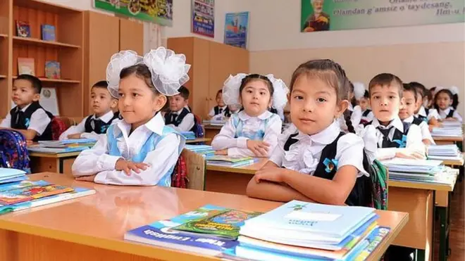 Qizi va kuyovi bilan onaning porno videosi