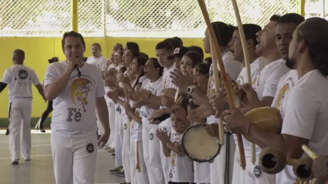 Adoção do termo "gospel" serve para quebrar resistências, diz mestrejogando blackjackcapoeira