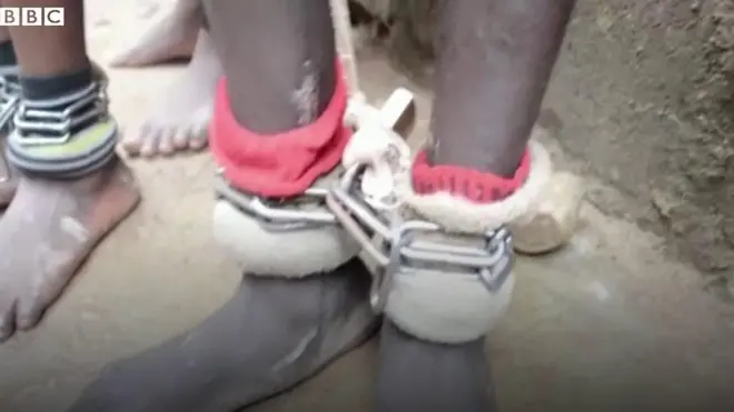 지난해 나이지리아에서 소년과 성인 남성들이 단체로 감금돼 있던 '노예 하우스'