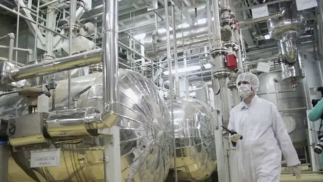 اگر جوہری معادہ مکمل طور پر ختم ہو گیا تو وہ افزودگی کے لیے اپنی تیاریاں تیز رکھیں: آیت اللہ خامنہ ای