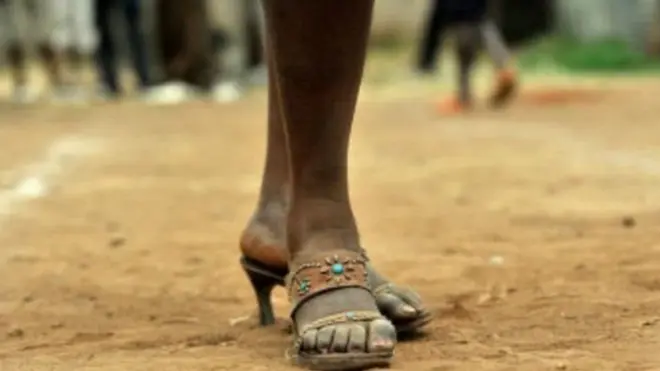 ભોગ બનનાર પીડિતા મહિલાને તબીબી સારવાર આપવામાં આવી છે જેમાં (તેની પર) બળાત્કાર (થયા)ની પુષ્ટિ કરવામાં આવી છે