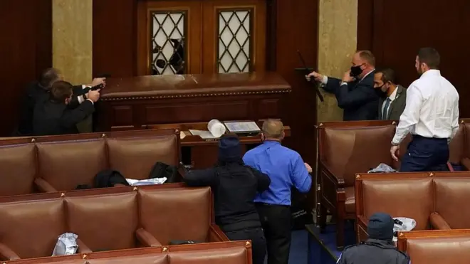 د امریکا پر کانګرس د ټرمپ د پلویانو برید