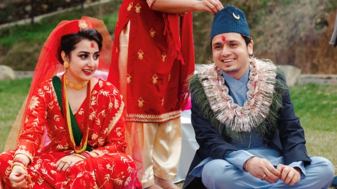 सुवेक्षा र उनका श्रीमान प्रज्जवल।