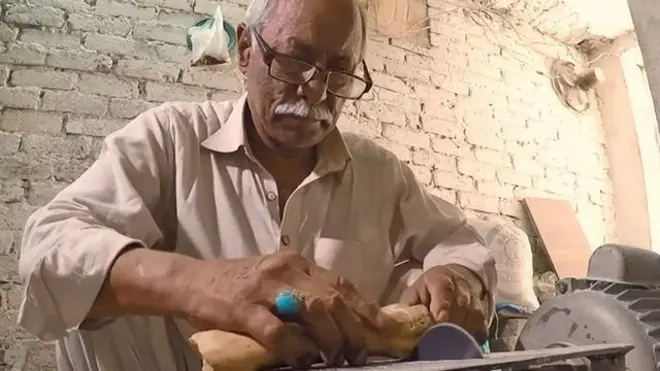 ہڈی تراش شاہنواز خان