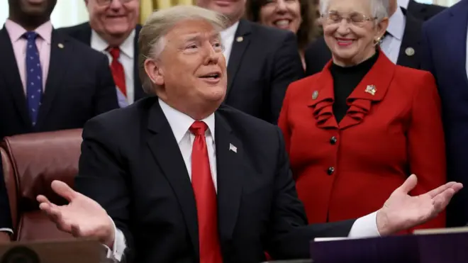 Trump dijo que las conversaciones podrían demorarse "largamente".