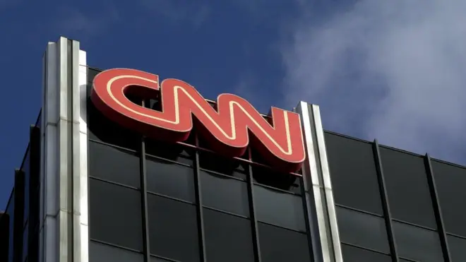 La canciller venezolana descalificó un reportaje de CNN sobre un caso de presunta venta de pasaportes que vinculaba a funcionarios del país.
