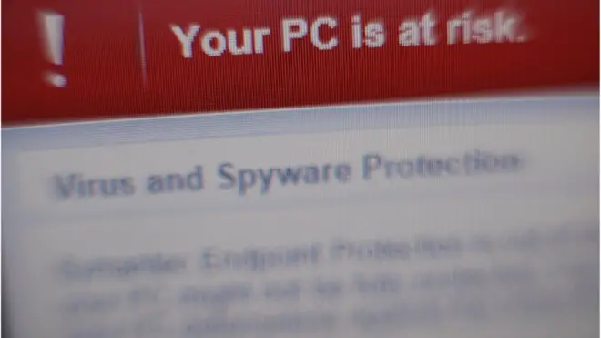 Sejumlah pakar teknologi informasi menyarankan khalayak untuk memutakhirkan sistem operasional Windows.