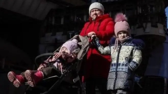 La vida sigue en Moscú, pero muchos se preguntan cómo será desde ahora