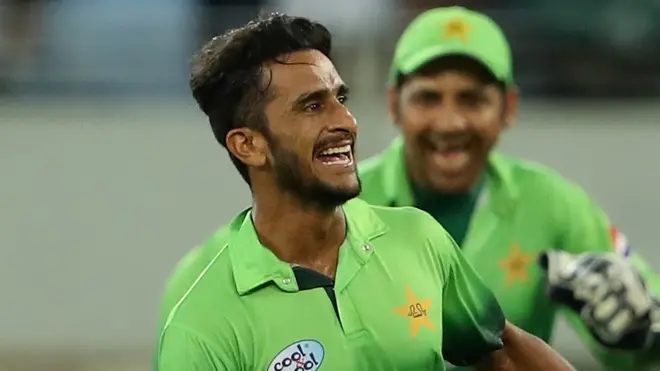 'اللہ کا شکر ہے کہ اس نے اتنی عزت بخشی ہے کہ میں آج دنیا کا نمبر ایک بولر بنا ہوں۔ ایک ہی سال میں بہت زیادہ عزت ملی ہے۔‘