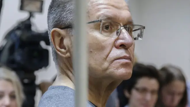 尤利卡耶夫被指控索贿200万美元