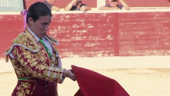 คอนชิ รีออส มาทาดอร์ผู้หญิงในสเปน