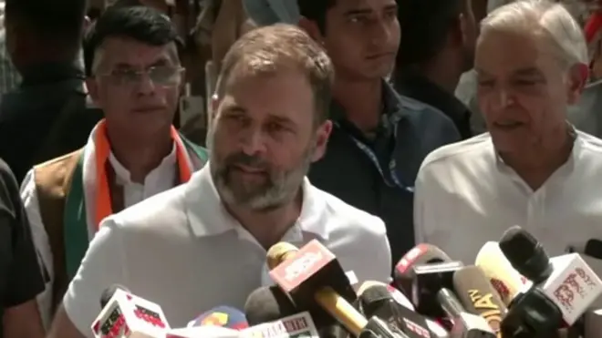 राहुल गांधी