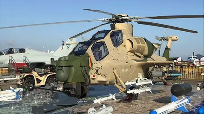 چین کے تیار کردہ 'زیڈ۔10 ایم ای' ہیلی کاپٹرز