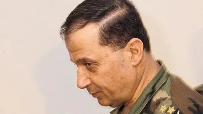 میشل عون در سال ۱۹۸۹ زمانی که اعلام کرد از قدرت کنار نمی‌رود