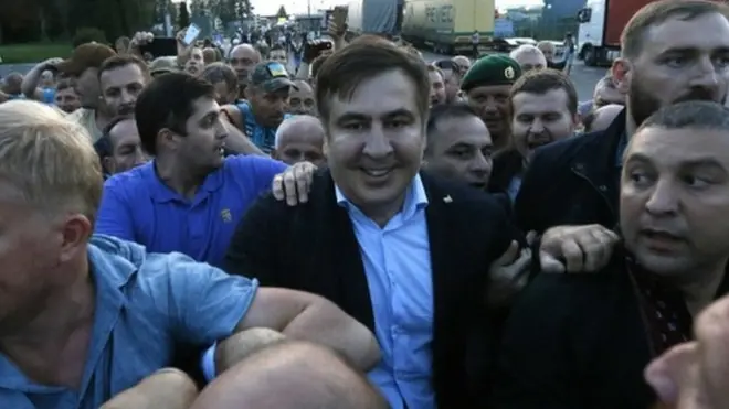 Міхеїл саакашвілі йде через український кордон