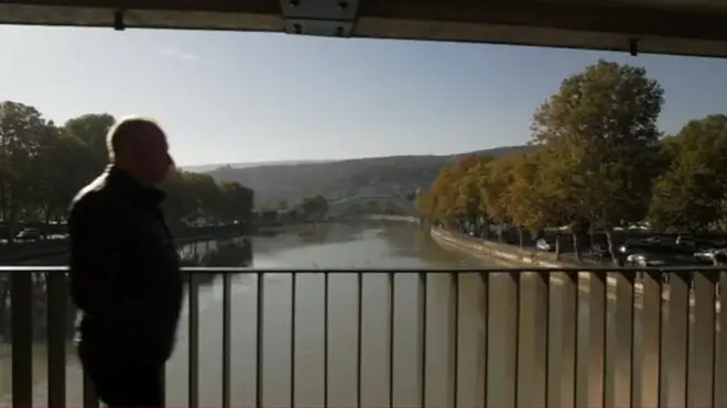 बियॉन्ड फ़ेक न्यूज़