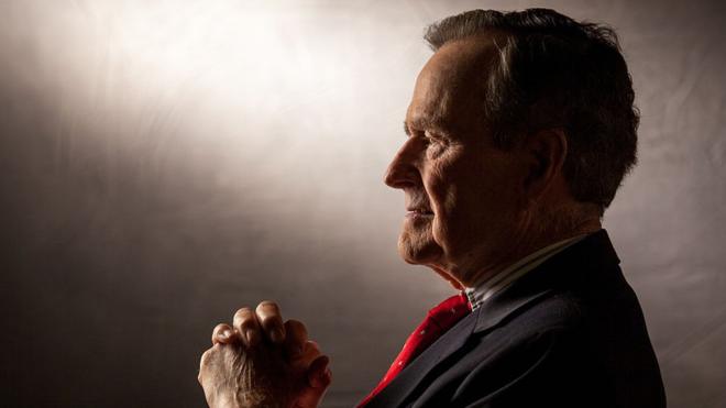 retrato de George H. W. Bush, 2011
