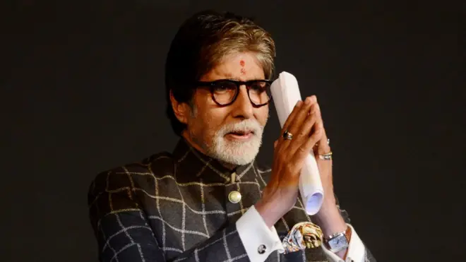 76 سالہ امیتابھ بچن نے جن کسانوں کے قرض ادا کیے ہیں وہ سرکاری بینک آف انڈیا کے مقروض تھے۔