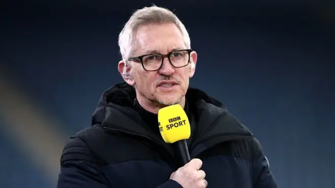 قدم لينيكر برنامج "ماتش أوف ذا داي" منذ عام 1999، وهو النجم الأعلى أجراً في بي بي سي