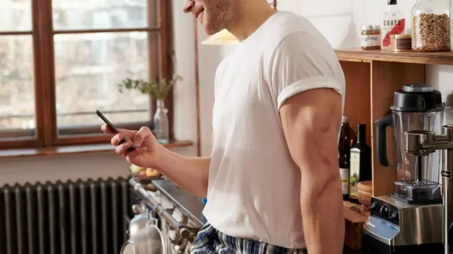 Інтернет зробив секс доступним, дешевим і анонімним