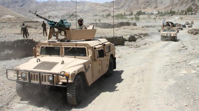 Афганская армия патрулирует территорию на "джипах"
