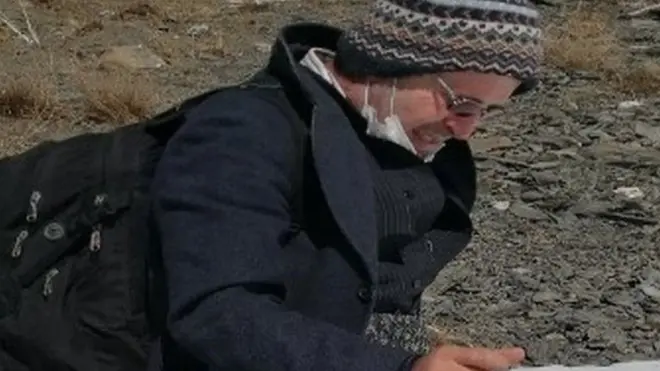 احمدی طویل پیدا سفر کر کے ایران سے نکلنے میں کامیاب ہوئے