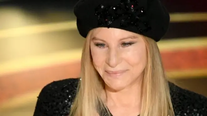 Стрейзанд заявила, что никак не хотела преуменьшить страдания, которые пережили Сайфчай и Робсон