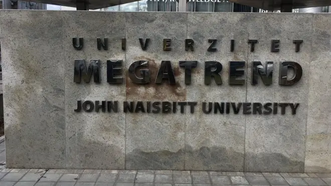 Megatrend, pa Džon Nezbit, pa ponovo Megatrend