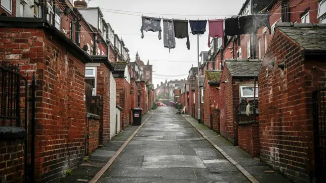 Доходы британцев практически не растут с начала века