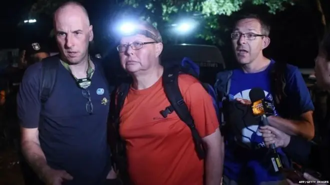 बच्चों को खोजने वाले रिचर्ड स्टेनटोन, रोबर्ट हार्पर और जॉन वोलेनथन