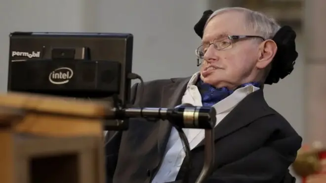 Stephen Hawking uzaya gidiyor