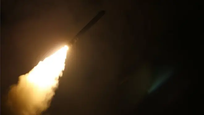 अमरीका सेना की मिसाइलें