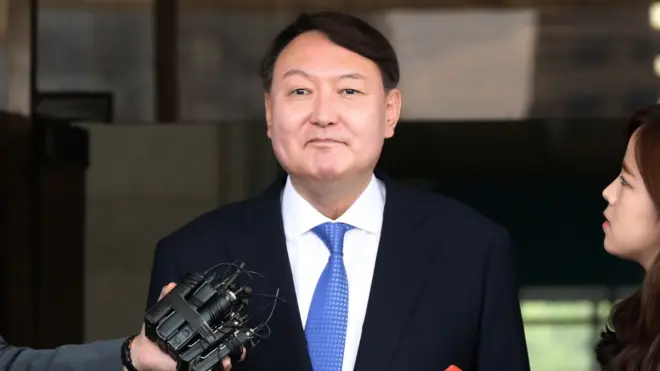 윤석열 당선인은 정통 검사 출신 첫 대통령에 이름을 올리게 됐다